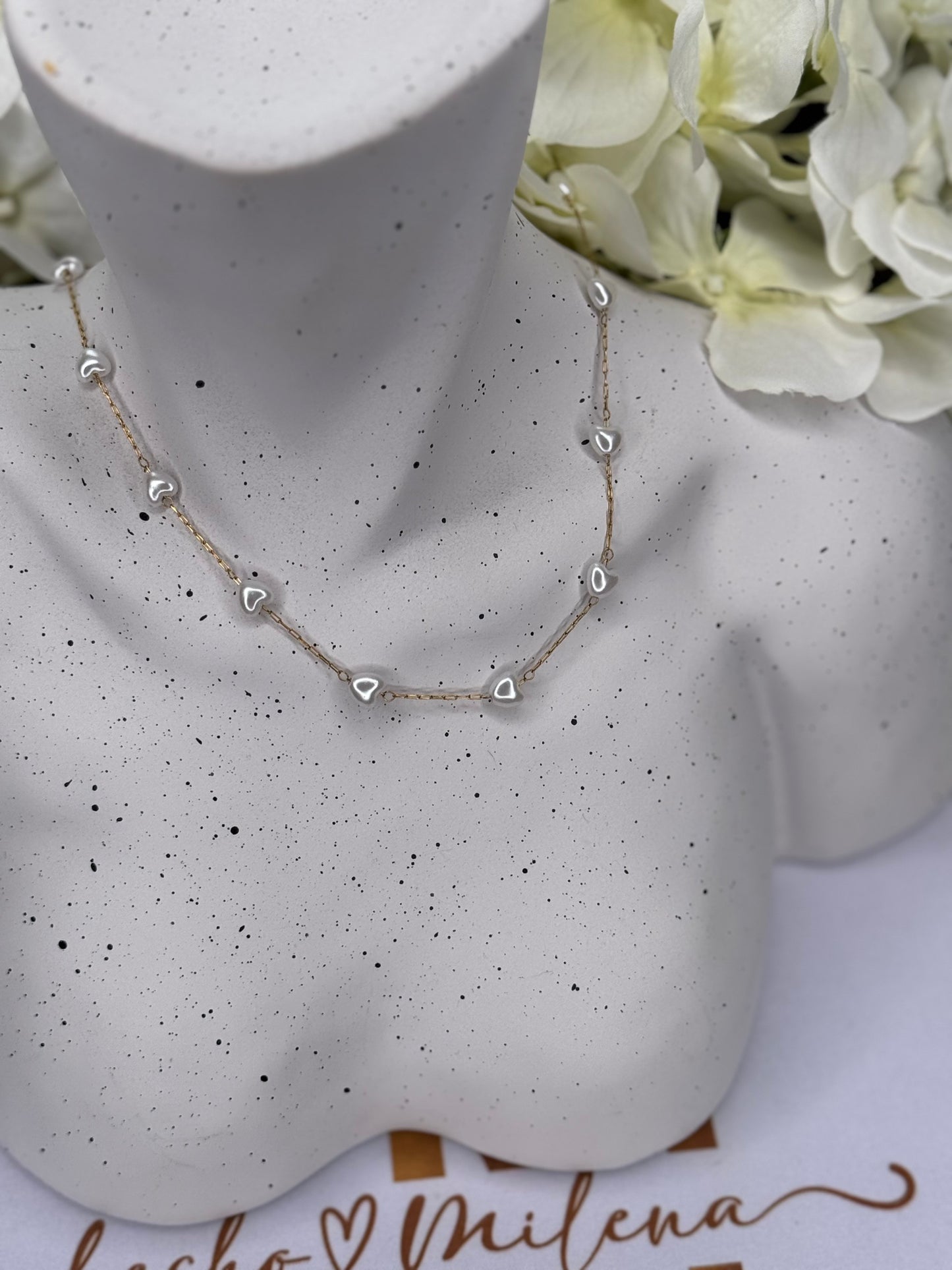 Romantic Pearl Necklace